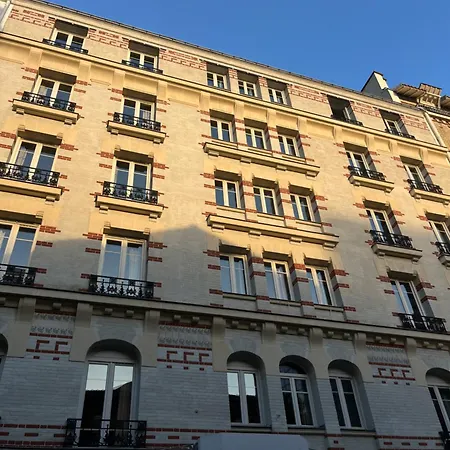 La Lumiere De Paris Levallois-Perret