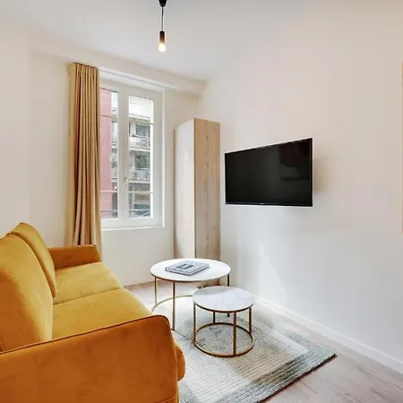 La Lumiere De Paris Appart hôtel *